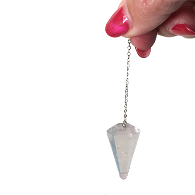 Pendule en cristal de roche ou quartz blanc